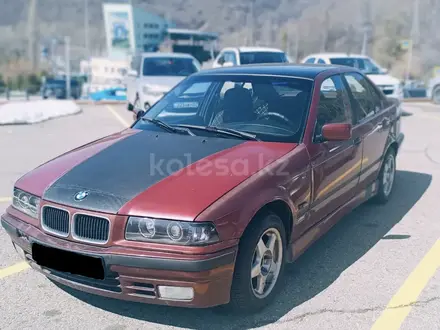 BMW 320 1992 года за 1 200 000 тг. в Алматы