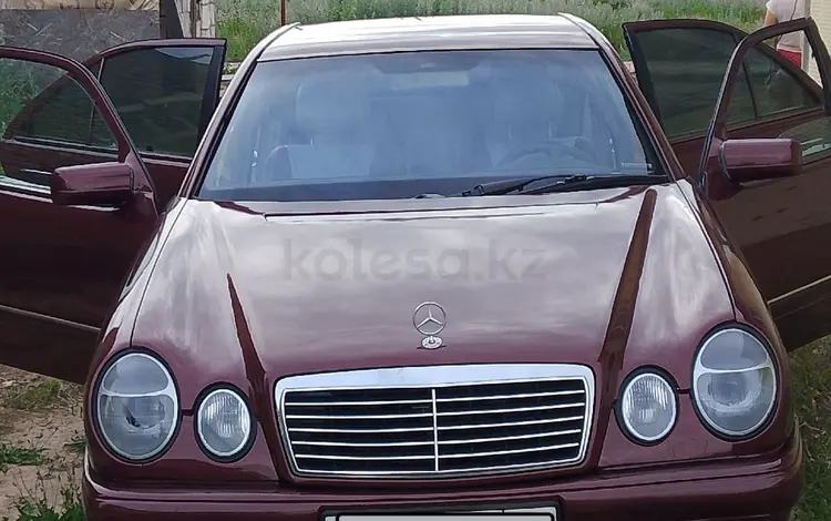 Mercedes-Benz E 320 1998 года за 3 000 000 тг. в Алматы