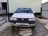 Volkswagen Vento 1996 года за 900 000 тг. в Актобе