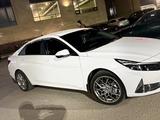 Hyundai Elantra 2022 годаүшін9 000 000 тг. в Актобе – фото 2