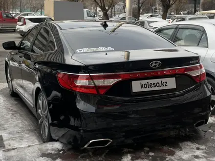 Hyundai Grandeur 2015 года за 9 500 000 тг. в Алматы – фото 3