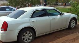 Chrysler 300C 2005 годаүшін3 700 000 тг. в Караганда – фото 2