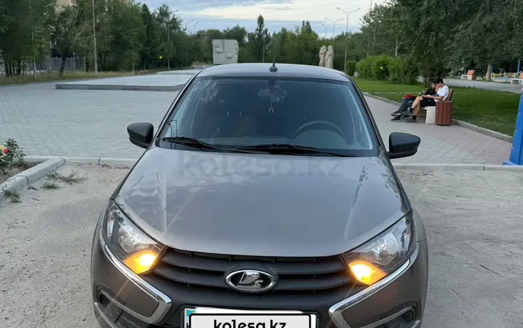 ВАЗ (Lada) Granta 2190 2020 годаүшін4 000 000 тг. в Семей