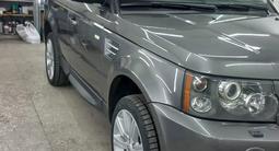 Land Rover Range Rover Sport 2007 года за 8 700 000 тг. в Алматы – фото 2