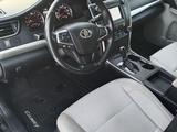 Toyota Camry 2015 года за 6 000 000 тг. в Уральск – фото 4