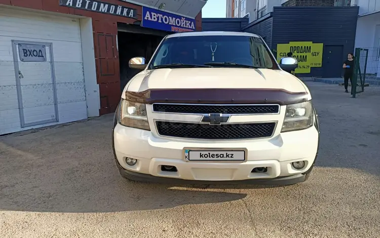 Chevrolet Tahoe 2012 года за 11 000 000 тг. в Астана