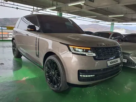 Land Rover Range Rover Autobiography 2023 года за 80 000 000 тг. в Алматы – фото 3