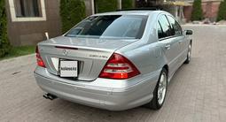 Mercedes-Benz C 32 AMG 2001 года за 7 800 000 тг. в Алматы – фото 4