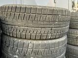 ЗИМНЯЯ РЕЗИНА BRIDGESTONE 225 50 17for75 000 тг. в Алматы – фото 2