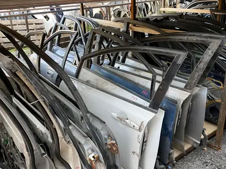 Дверь на Ниссан из Японии за 50 000 тг. в Алматы – фото 16