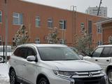 Mitsubishi Outlander 2015 годаfor10 990 000 тг. в Астана – фото 3