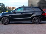 Mercedes-Benz ML 63 AMG 2013 годаүшін19 900 000 тг. в Алматы – фото 3