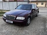 Mercedes-Benz C 180 1997 годаүшін2 900 000 тг. в Атырау – фото 3