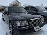 Mercedes-Benz E 200 1994 года за 1 900 000 тг. в Костанай