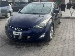 Hyundai Elantra, 2013