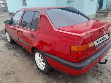 Volkswagen Vento 1993 года за 1 450 000 тг. в Кызылорда – фото 2