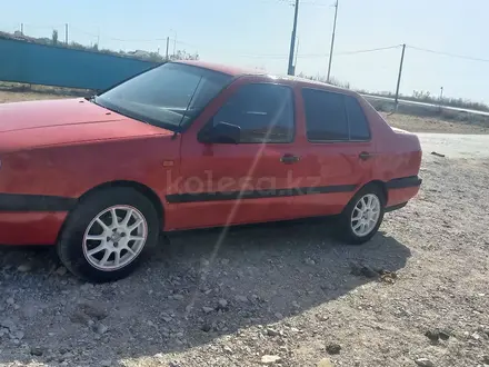 Volkswagen Vento 1993 года за 1 450 000 тг. в Кызылорда – фото 10
