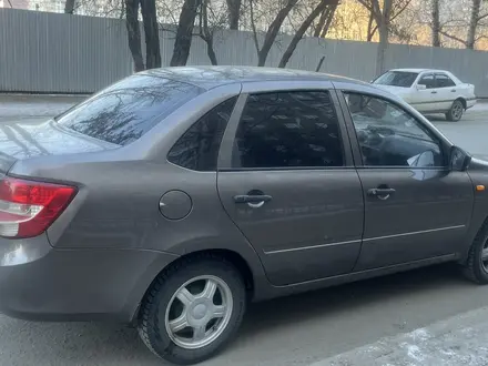 ВАЗ (Lada) Granta 2190 2015 года за 3 100 000 тг. в Семей – фото 4