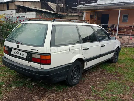 Volkswagen Passat 1991 года за 1 300 000 тг. в Есик – фото 5