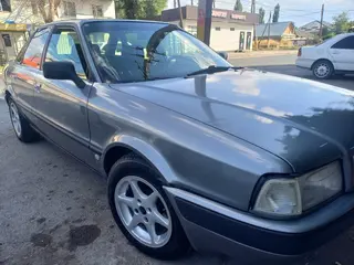 Audi 80