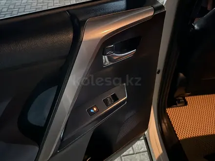 Toyota RAV4 2016 года за 11 600 000 тг. в Алматы – фото 15