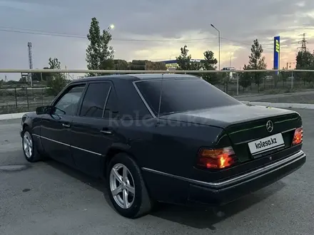 Mercedes-Benz E 230 1991 года за 700 000 тг. в Алматы – фото 13