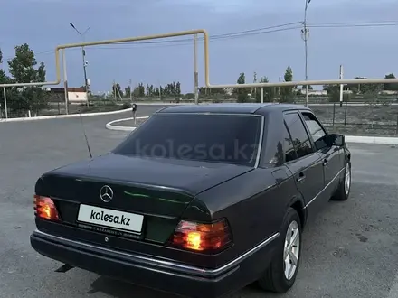 Mercedes-Benz E 230 1991 года за 700 000 тг. в Алматы – фото 12