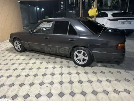 Mercedes-Benz E 230 1991 года за 700 000 тг. в Алматы – фото 6