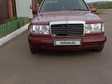 Mercedes-Benz E 260 1990 годаүшін1 000 000 тг. в Усть-Каменогорск – фото 3