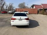 Volkswagen Passat 2016 года за 5 300 000 тг. в Алматы – фото 3