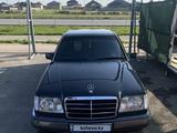 Mercedes-Benz E 280 1994 года за 3 600 000 тг. в Шымкент