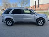 Chevrolet Equinox 2005 года за 2 500 000 тг. в Актобе – фото 2