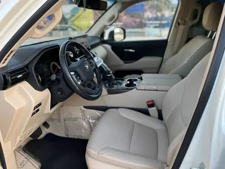 Toyota Land Cruiser 2022 года за 48 000 000 тг. в Астана – фото 19