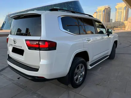 Toyota Land Cruiser 2022 года за 48 000 000 тг. в Астана – фото 3