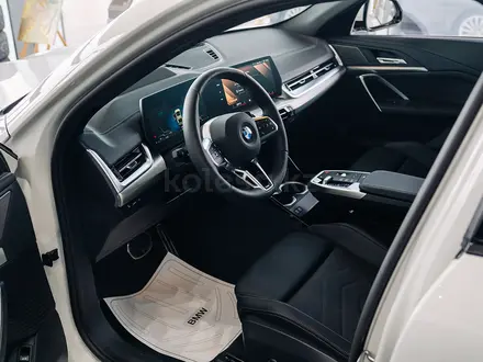 BMW X2 XDrive 20i 2026 года за 38 477 406 тг. в Астана – фото 6