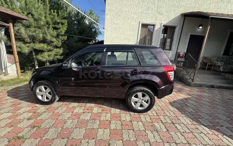 Suzuki Grand Vitara 2009 годаүшін5 100 000 тг. в Алматы