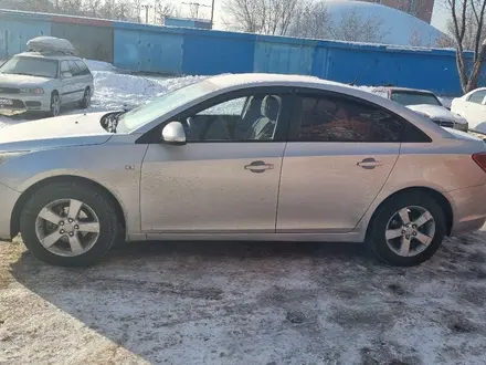 Chevrolet Cruze 2013 года за 3 900 000 тг. в Астана – фото 17