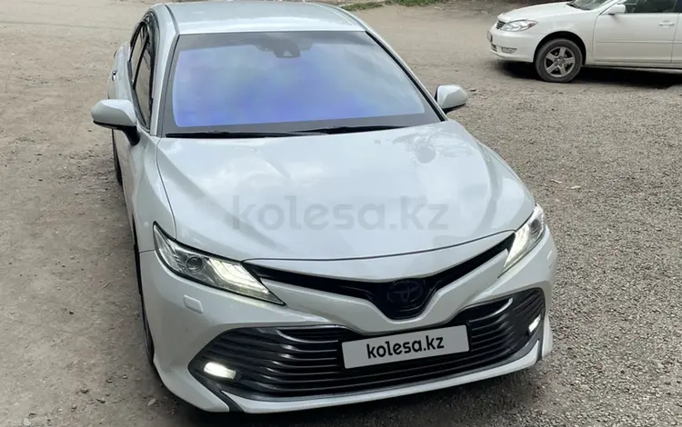 Toyota Camry 2020 года за 15 500 000 тг. в Усть-Каменогорск