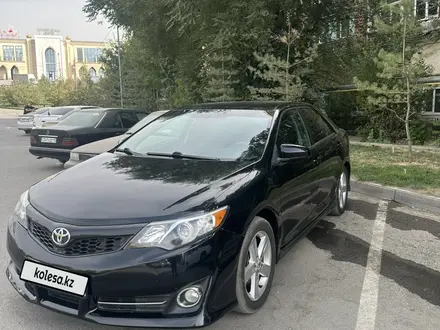 Toyota Camry 2013 года за 8 500 000 тг. в Шымкент