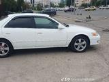 Toyota Camry 2000 года за 3 900 000 тг. в Астана – фото 2