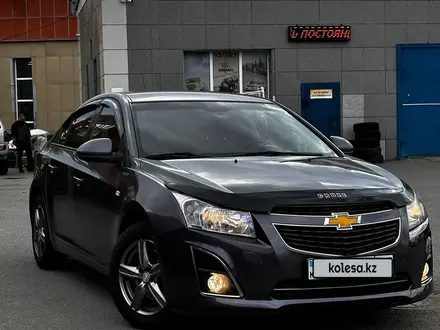 Chevrolet Cruze 2014 года за 4 500 000 тг. в Петропавловск – фото 2