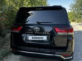 Toyota Land Cruiser 2023 года за 56 000 000 тг. в Шымкент – фото 2