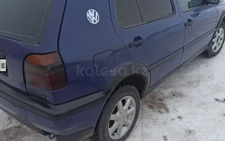 Volkswagen Golf 1996 года за 1 300 000 тг. в Астана