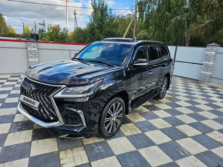 Lexus LX 570 2018 года за 49 000 000 тг. в Астана – фото 11