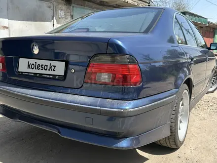 BMW 528 1997 года за 4 500 000 тг. в Алматы – фото 4