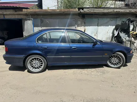 BMW 528 1997 года за 4 500 000 тг. в Алматы – фото 2
