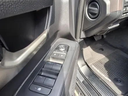 Toyota Tacoma 2024 года за 33 000 000 тг. в Алматы – фото 25