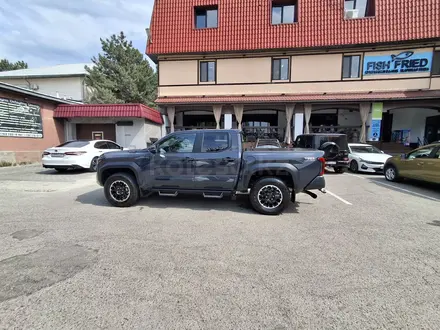 Toyota Tacoma 2024 года за 33 000 000 тг. в Алматы – фото 8