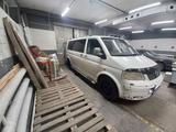 Volkswagen Transporter 2004 года за 5 800 000 тг. в Астана – фото 3