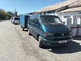 Volkswagen Multivan 1995 года за 3 800 000 тг. в Караганда